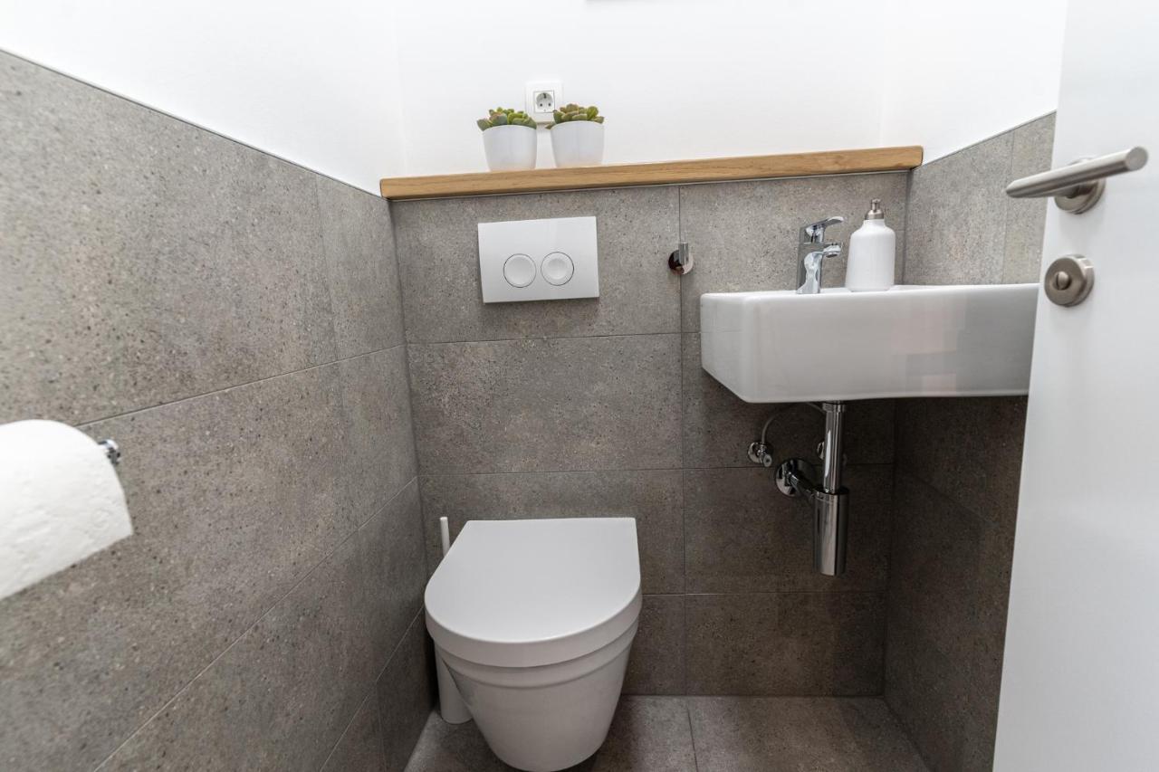 Apartmani Bilonic Rogoznica โรกอซนิซา ภายนอก รูปภาพ